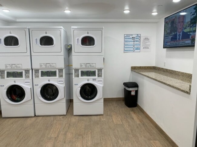 Building Photo - CHELSEA/BOSTON NO BROKER OR RENTAL FEES !!! ULTRA MODERN LIVING AT LUX 16 5TH. FULLY FURNISHED BR...