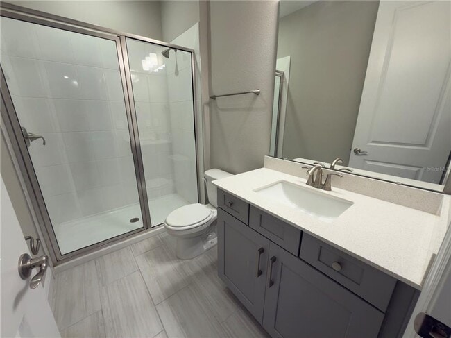 Building Photo - 2133 Divot Dr