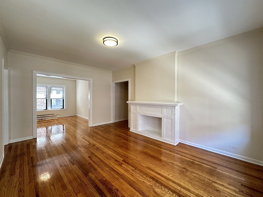 Building Photo - 1316 Oak Ave