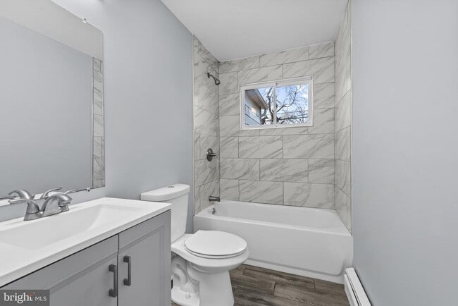 Building Photo - 18 Armor Ct