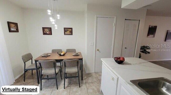 Building Photo - 1817 Caralee Blvd