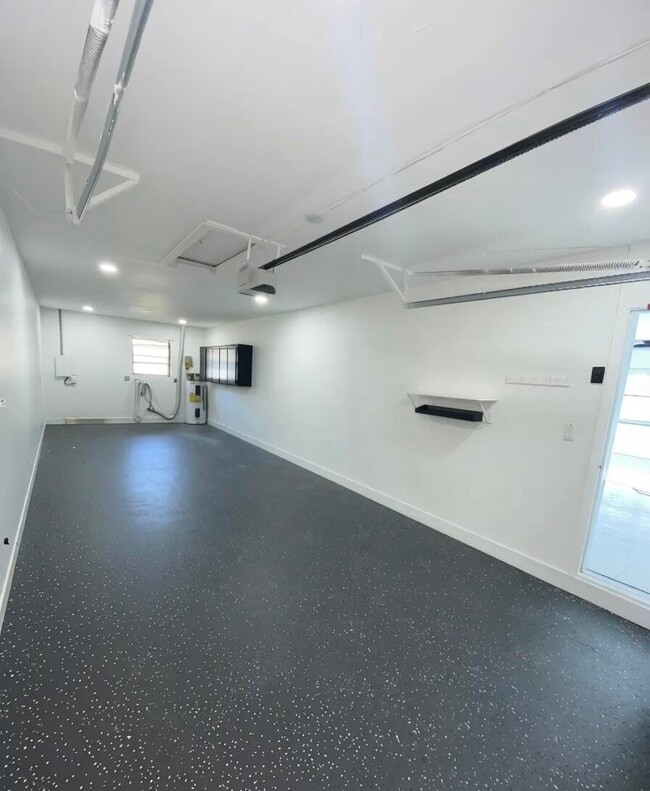 Building Photo - 835 Andrew Redding Rd