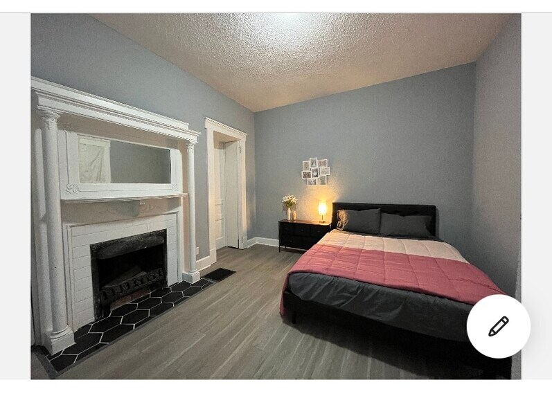 Building Photo - 1226 Tecumseh St