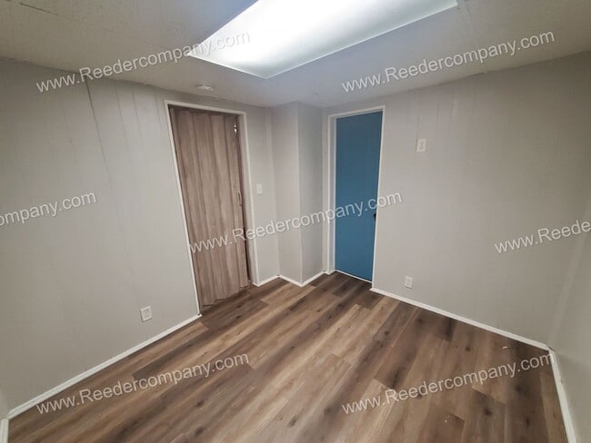 Building Photo - Private 1 bedroom house with Office space!!