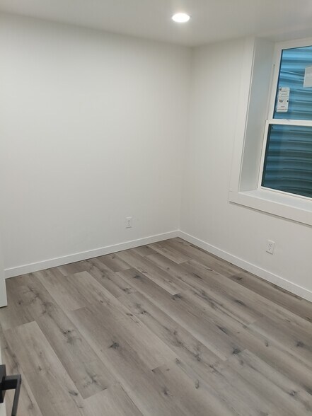 Building Photo - 2250 E Unity Way
