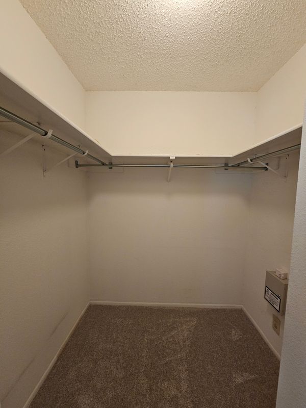 Building Photo - 11306 Gunlock