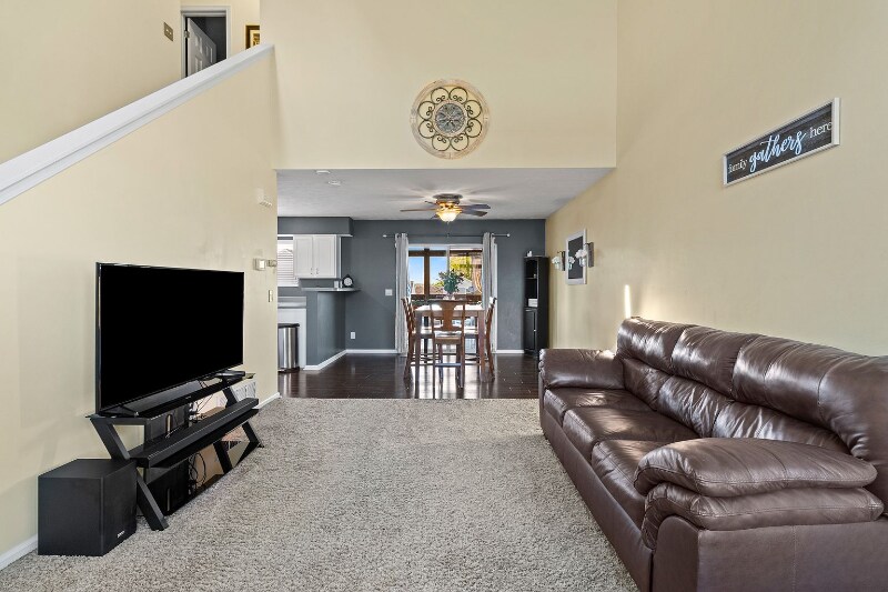 Building Photo - 16112 Cherrywood St