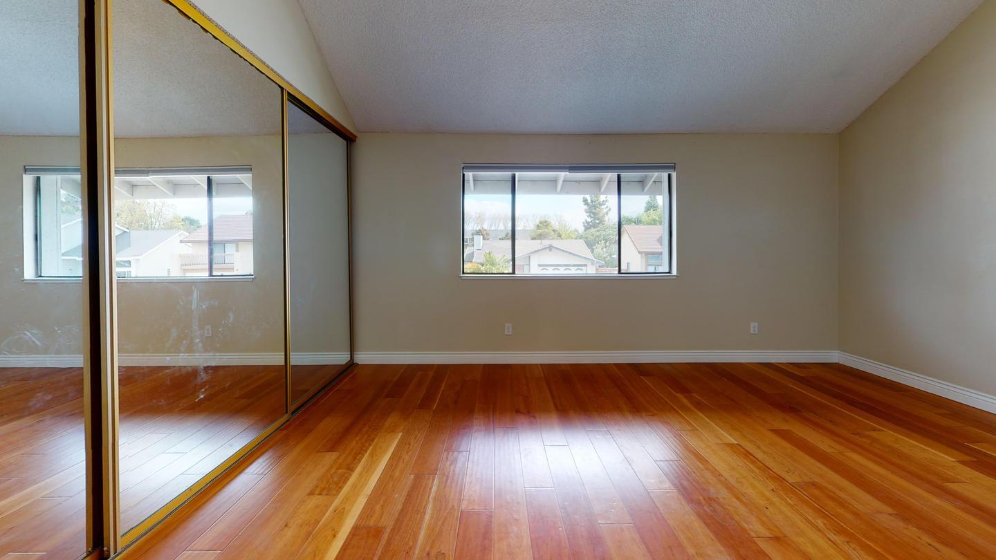 Building Photo - 583 Seahorse Ln