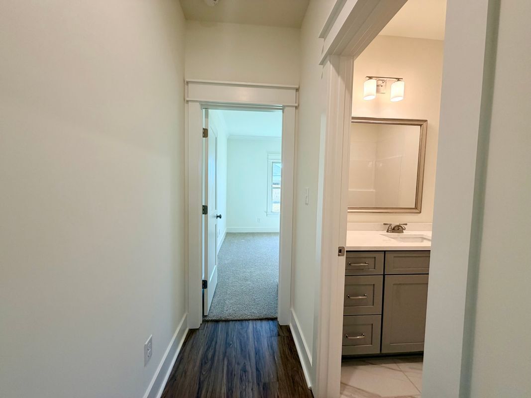 Building Photo - 513 Bristleleaf Path