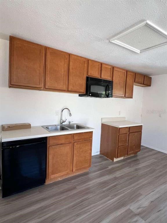 Building Photo - 1731 Ave C NE