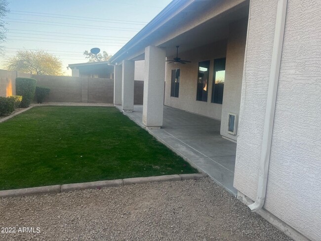 Building Photo - 24627 N 45th Dr