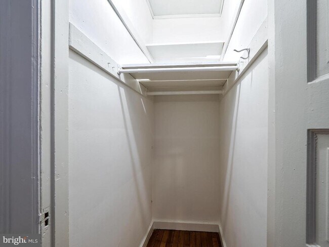 Building Photo - 2908 Q St NW