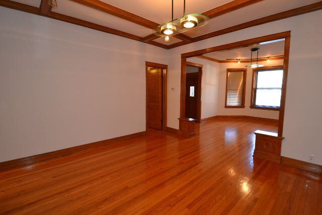 Building Photo - 4118 N Ashland Ave