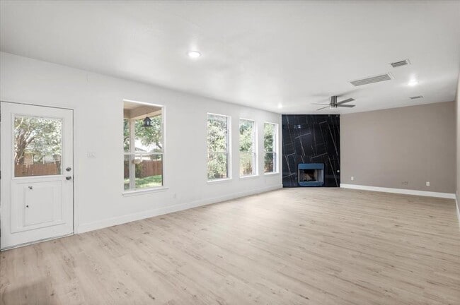 Building Photo - 3702 Tall Cedars Rd