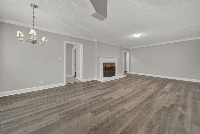 Building Photo - Lovely 3 Bed 2 Bath Home in Monroe!