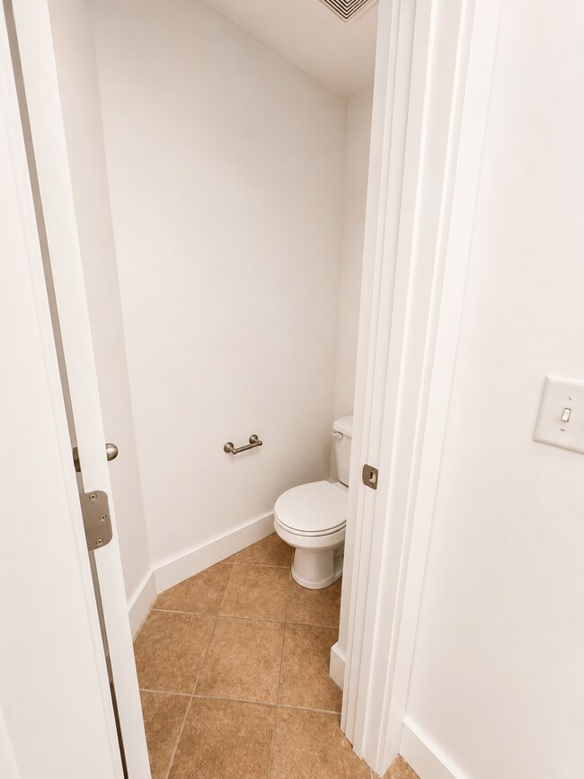 Building Photo - 4979 Paddy Trace