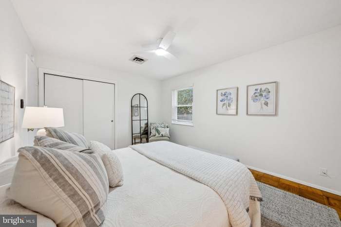 Building Photo - 6206 Yosemite Dr