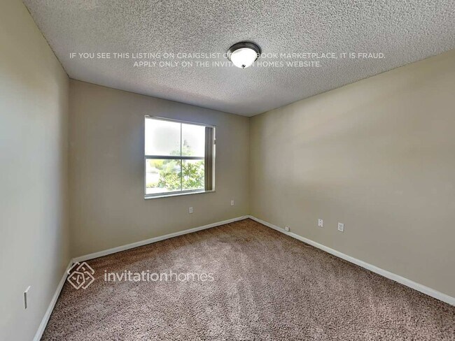 Building Photo - 16554 NW 10th St