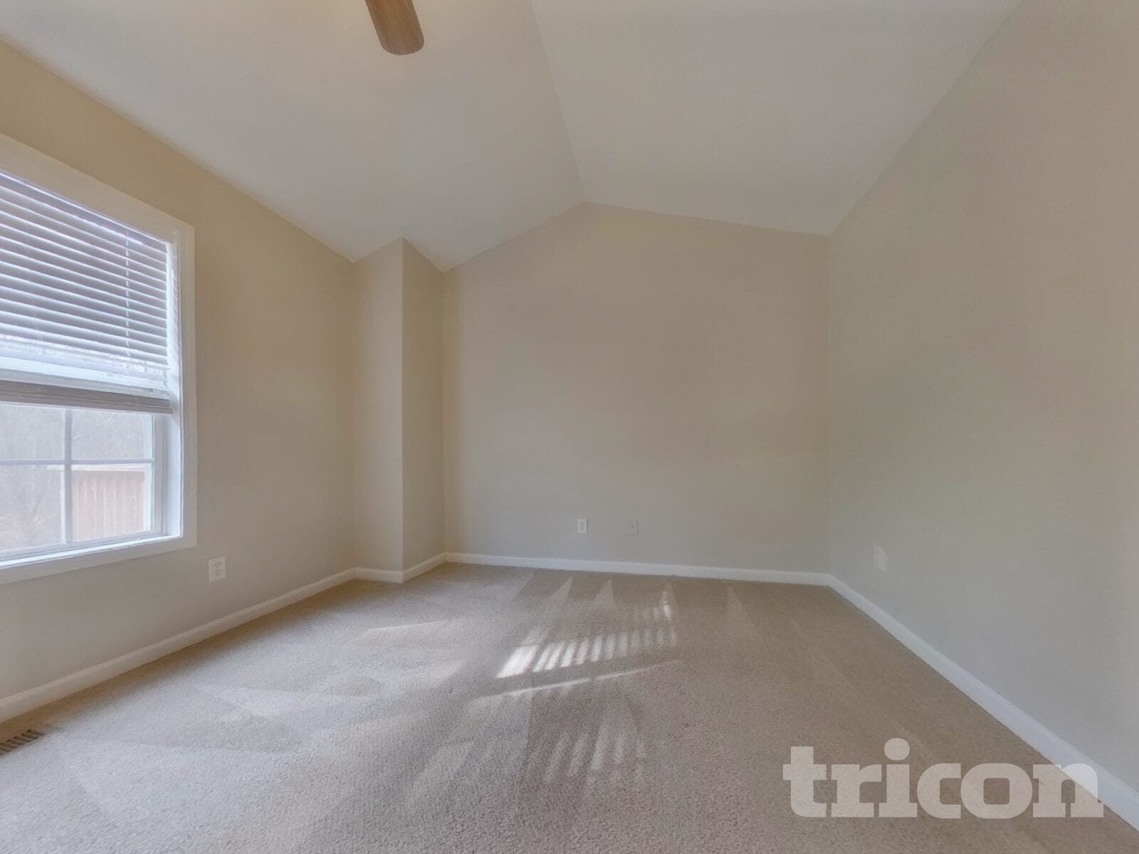 Building Photo - 162 Whetstone Way