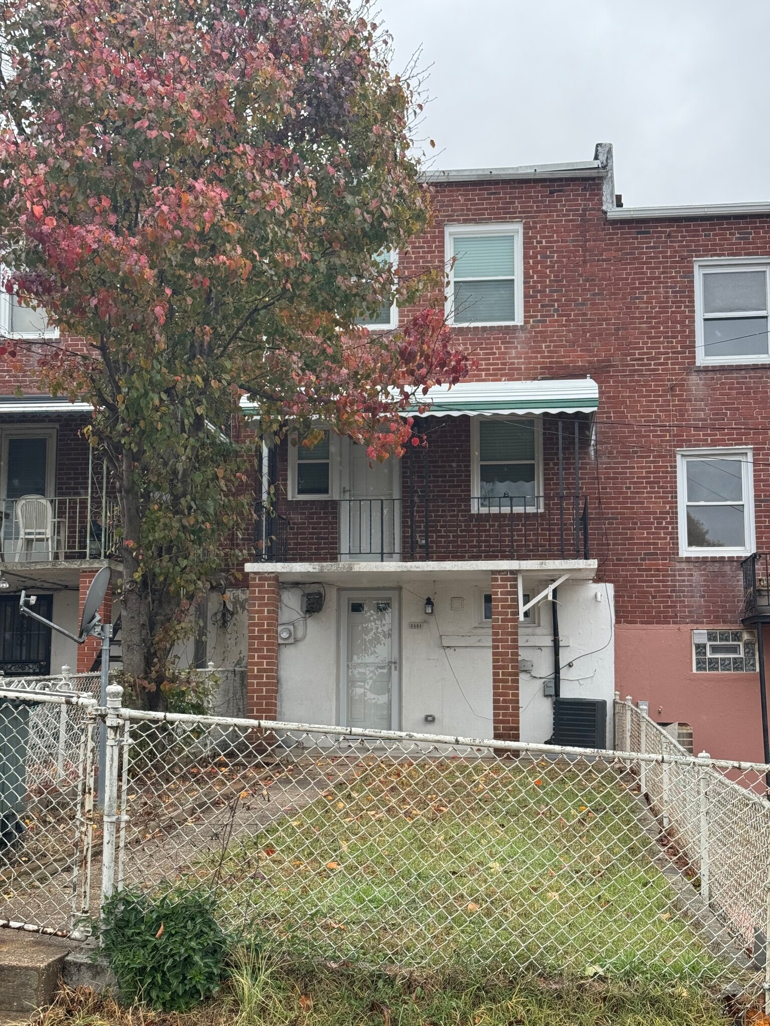 Building Photo - 3909 Brehms Ln