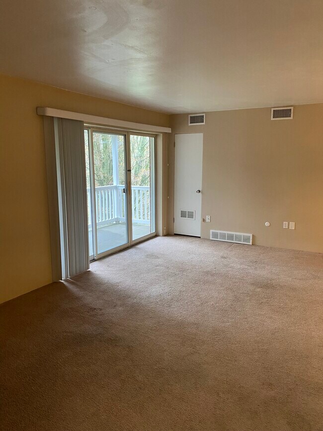 Building Photo - 203 Coraopolis Rd