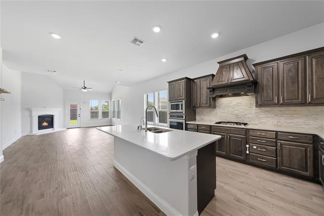 Building Photo - 617 Saragosa Ct