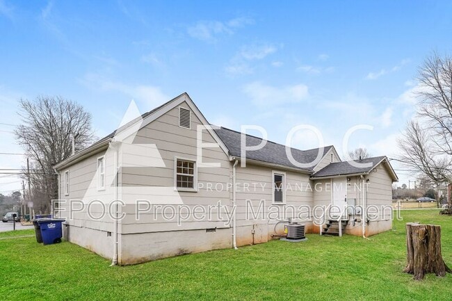 Building Photo - 2943 Broadbay Dr