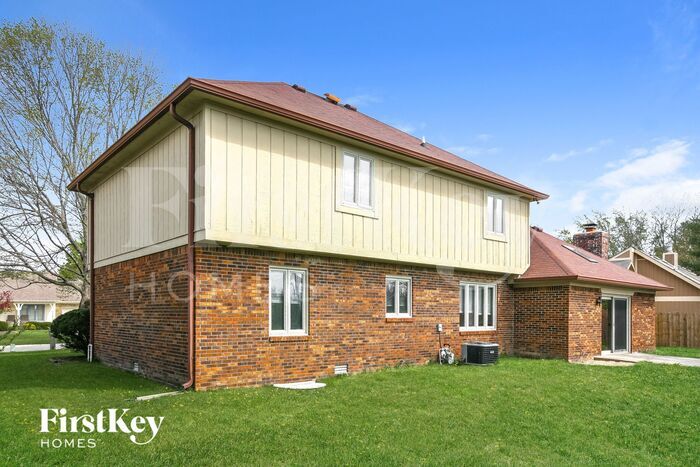 Building Photo - 621 White Pine Dr