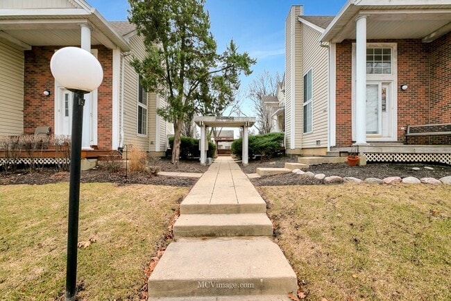 Building Photo - 1663 Liberty St