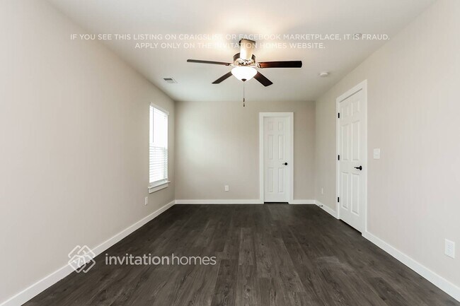 Building Photo - 202 Emmett Dr