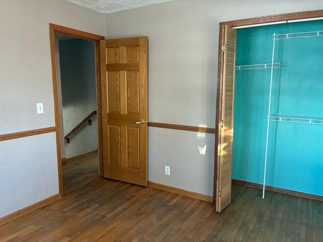 Building Photo - 360 Garden Ct