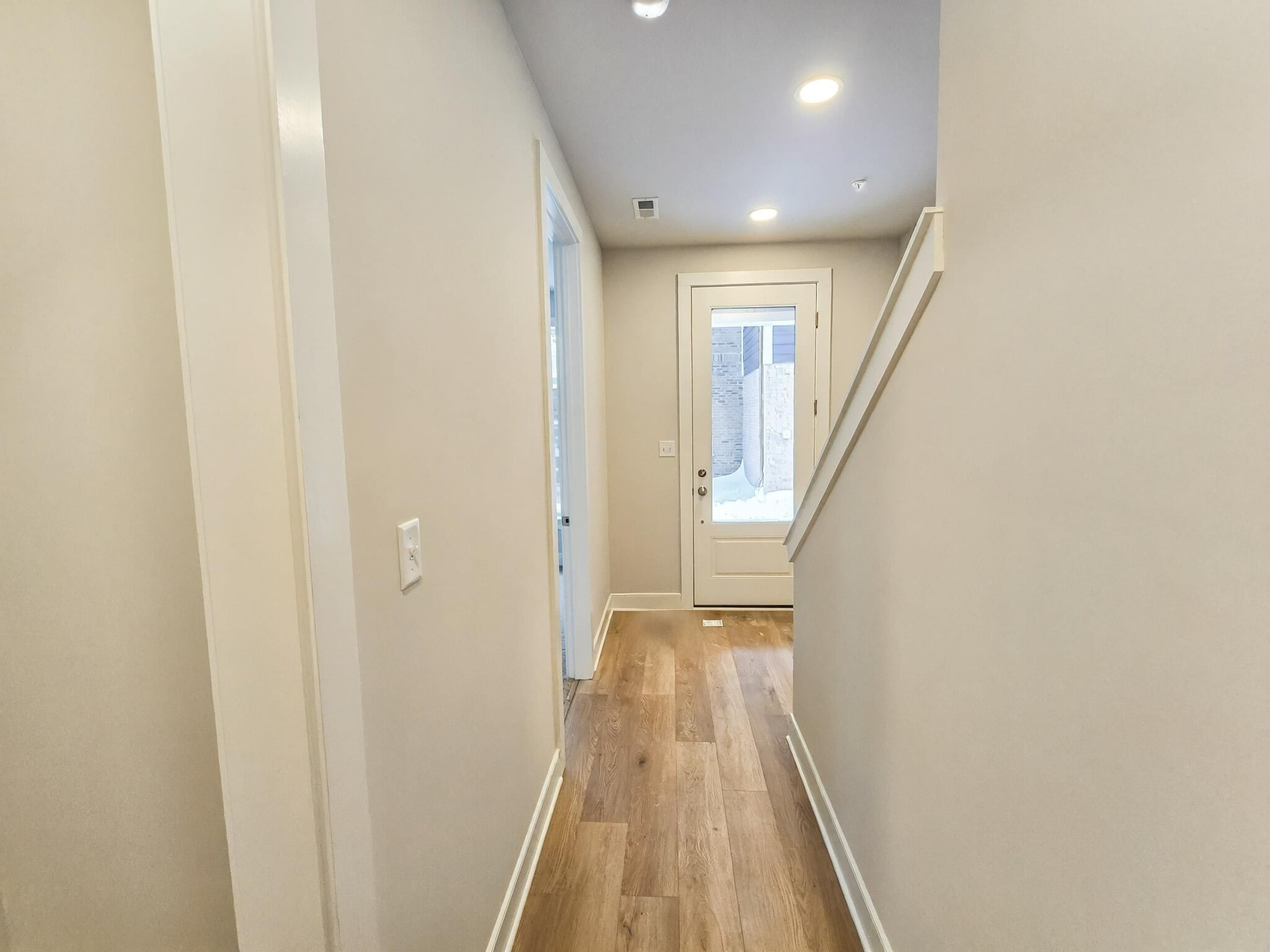 Building Photo - 305 Frederick Way