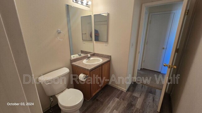 Building Photo - 8778 Sunset Breeze Dr