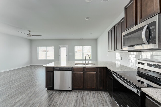 Building Photo - 7213 Berrywood Ct