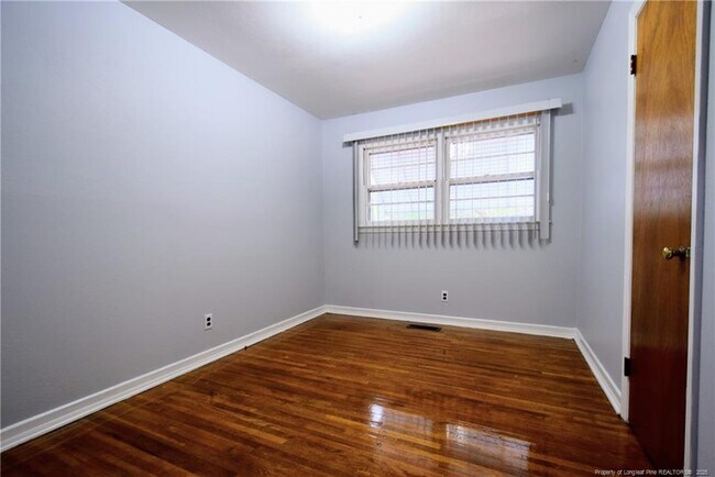 Building Photo - 809 Minurva Ct
