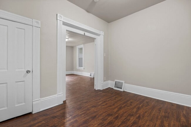 Building Photo - 1310 23rd St