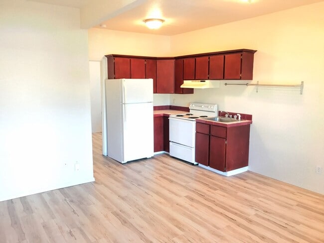 Building Photo - ANDRT01