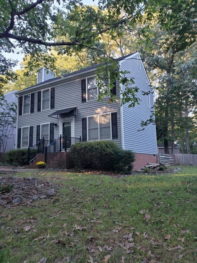 Building Photo - 3 Bedroom-Chesterfield-Midlothian-Woodlake...