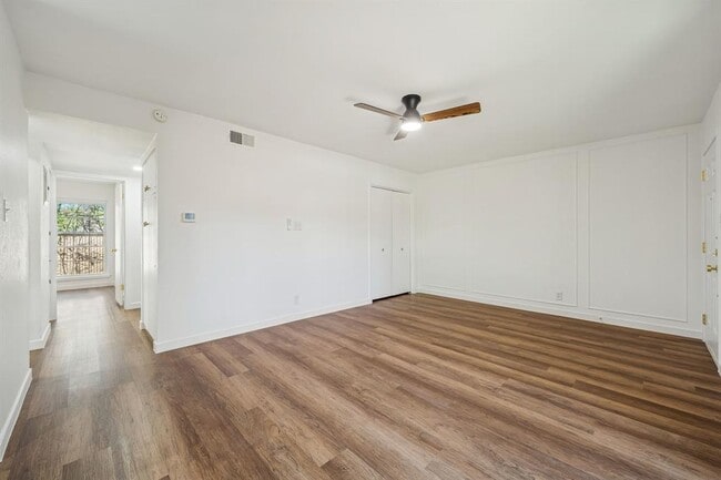 Building Photo - 7801 Shoal Creek Blvd