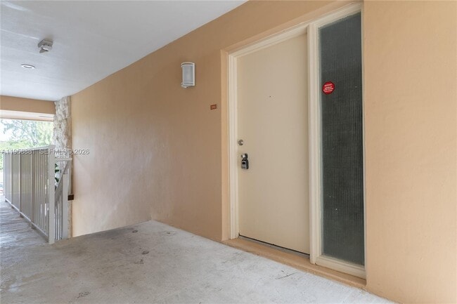 Building Photo - 5301 SW 77th Ct