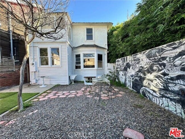 Building Photo - 49 Dudley Ave