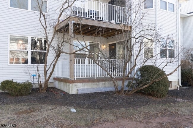Building Photo - 120 Exeter Ct