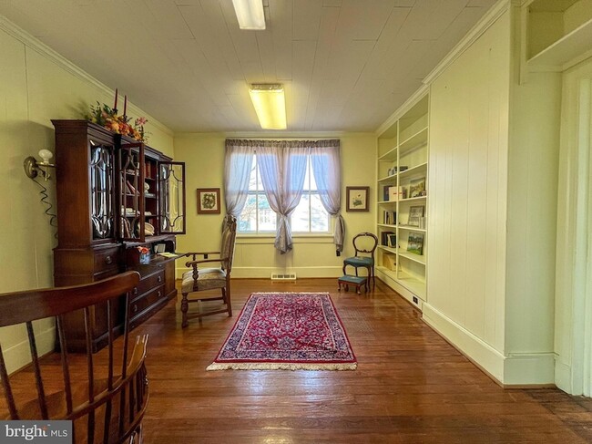 Building Photo - 314 West St