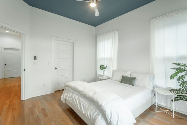 Building Photo - 1494 Madison St