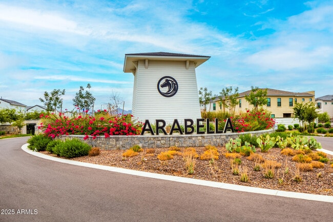 Building Photo - 5128 E Coolbrook Ave