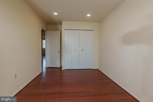 Building Photo - 12 Casey Ct