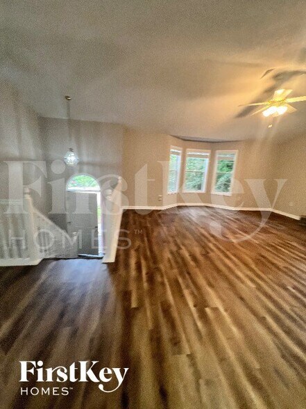 Building Photo - 305 Bridgewater Terrace