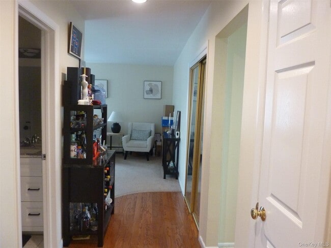 Building Photo - 143 Parkside Dr