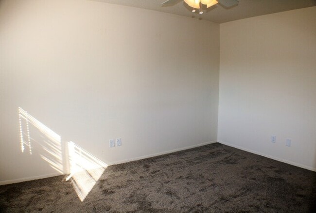 Building Photo - $1,600 | 2 Bedroom, 1 Bathroom Duplex | Pet Friendly* | Available for August 1st, 2026 Move In!