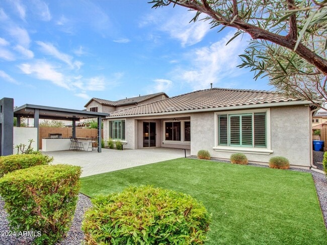 Building Photo - 44529 N Sonoran Arroyo Ln